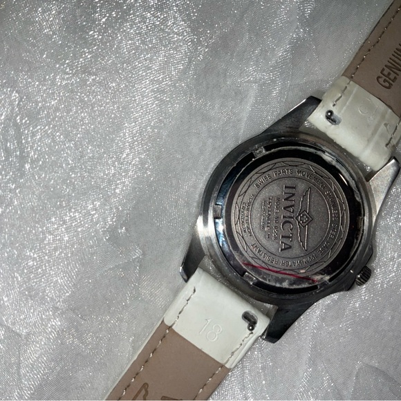 Watch, Invicta Pro-Diver Women’s Watch, NWOT - Picture 3 of 13